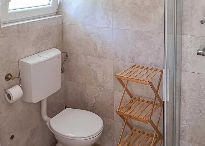 Appartamento In With Kitchen